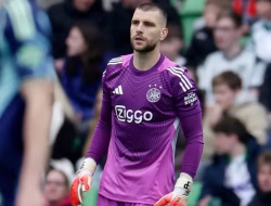 Maarten Paes Kecewa Berat Usai Hasil Groningen Vs Ajax 3-1