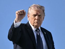 Trump Desak China hingga Inggris Kirim Kapal Perang ke Selat Hormuz