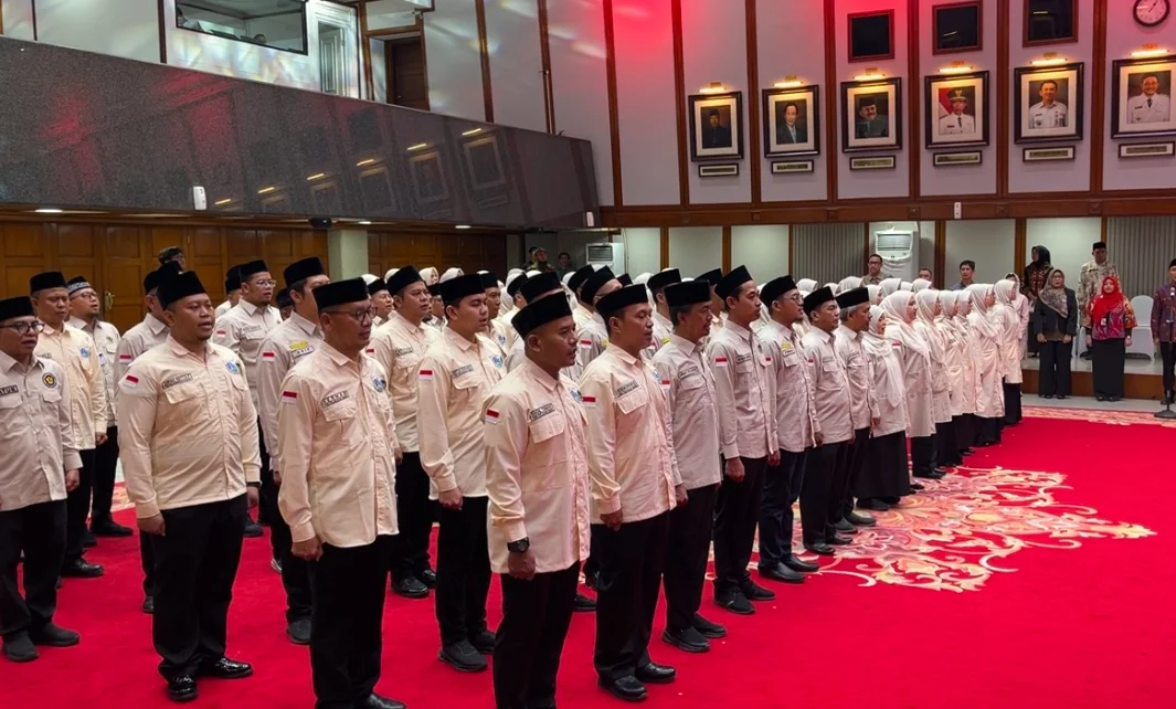 Pramono Kukuhkan 117 Petugas